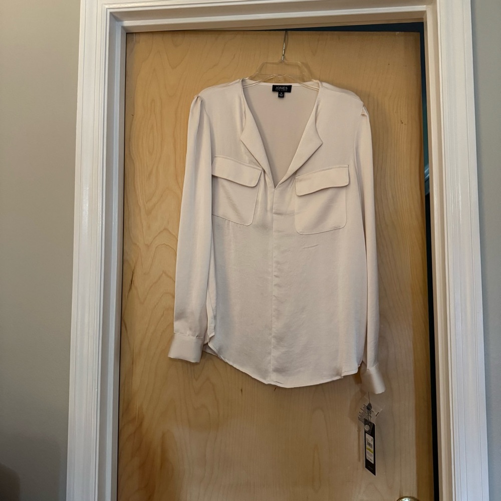 Jones New York Light Blouse
